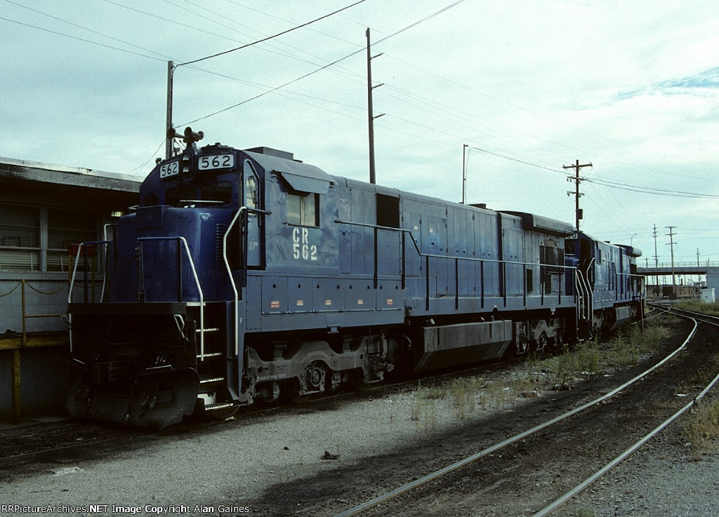 CSX 562
